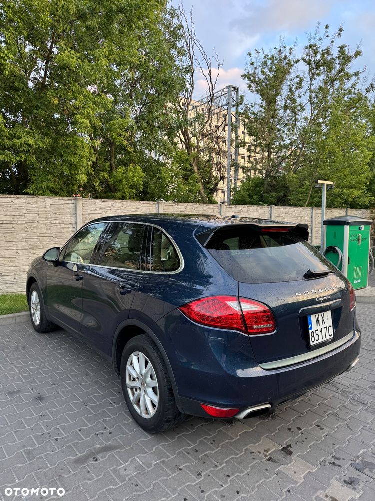 Porsche Cayenne - 7