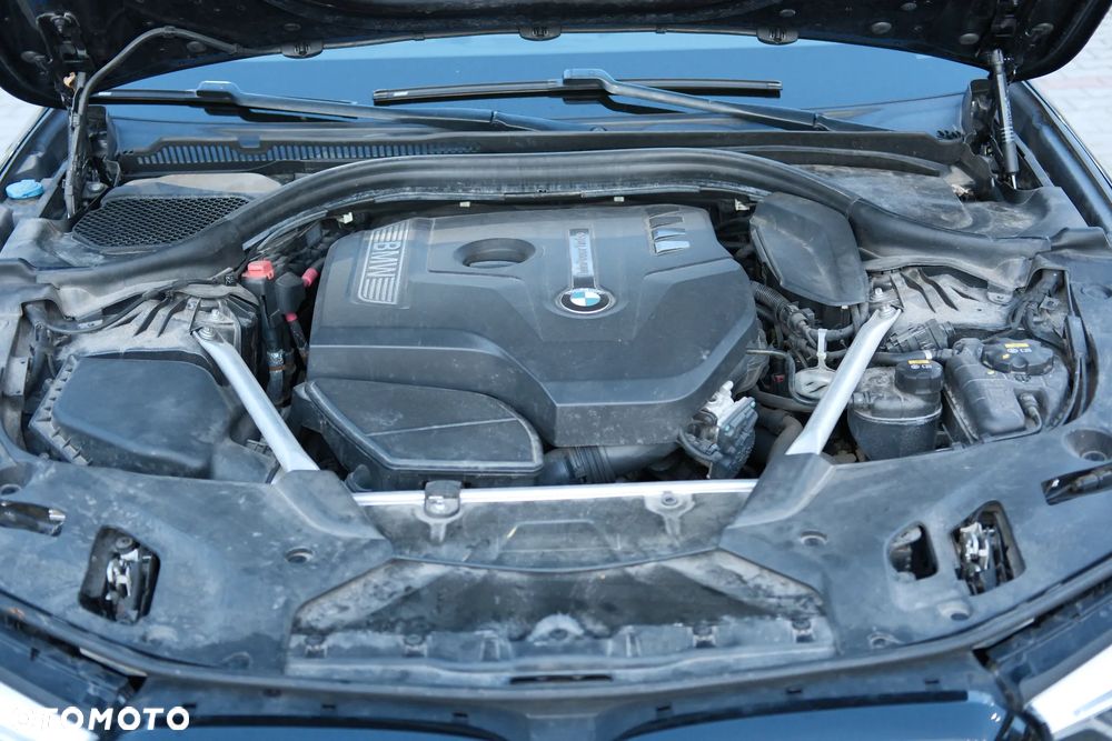BMW Seria 5 530i xDrive M Sport sport - 19
