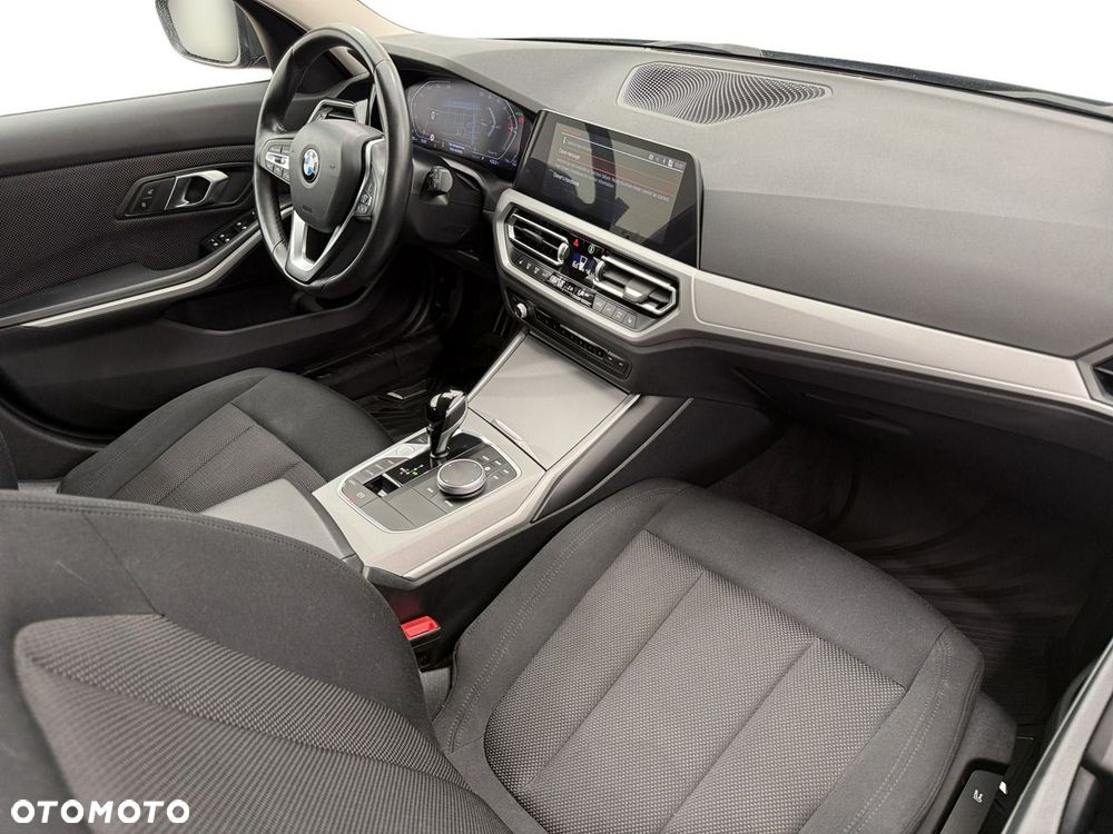 BMW Seria 3 - 15