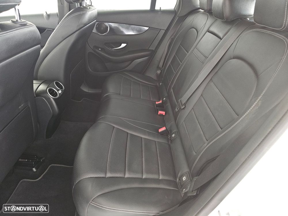 Mercedes-Benz GLC 300 - 28