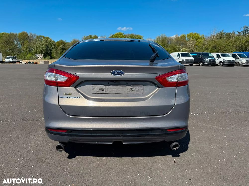 Ford Mondeo 2.0 TDCi Powershift Titanium - 9