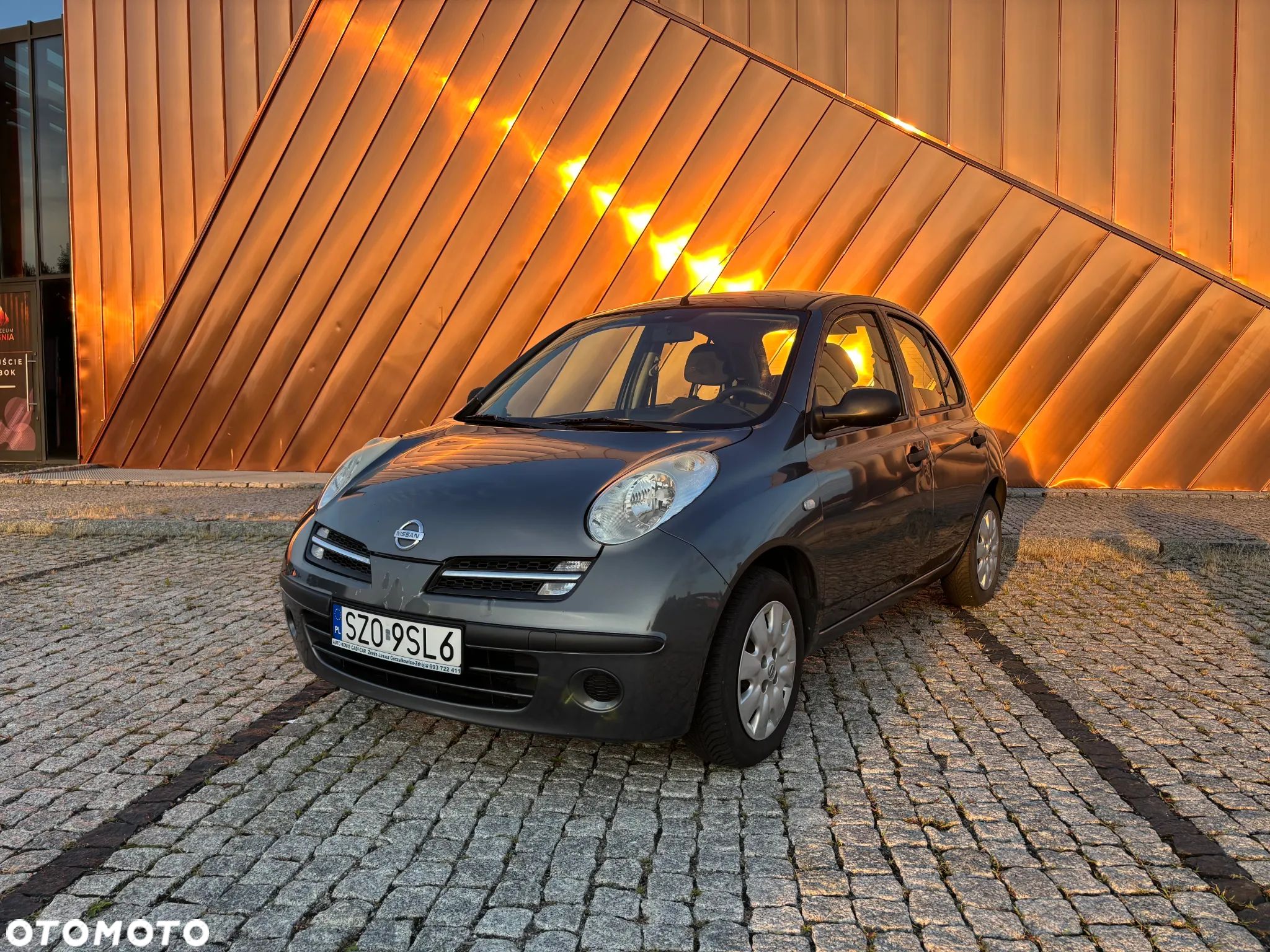 Nissan Micra - 1