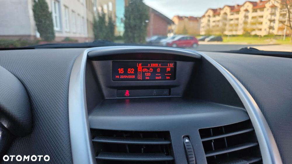 Peugeot 207 - 35