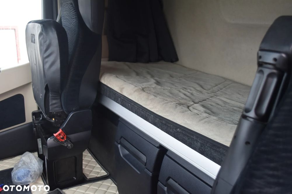 Mercedes-Benz Actros 1842 - 15