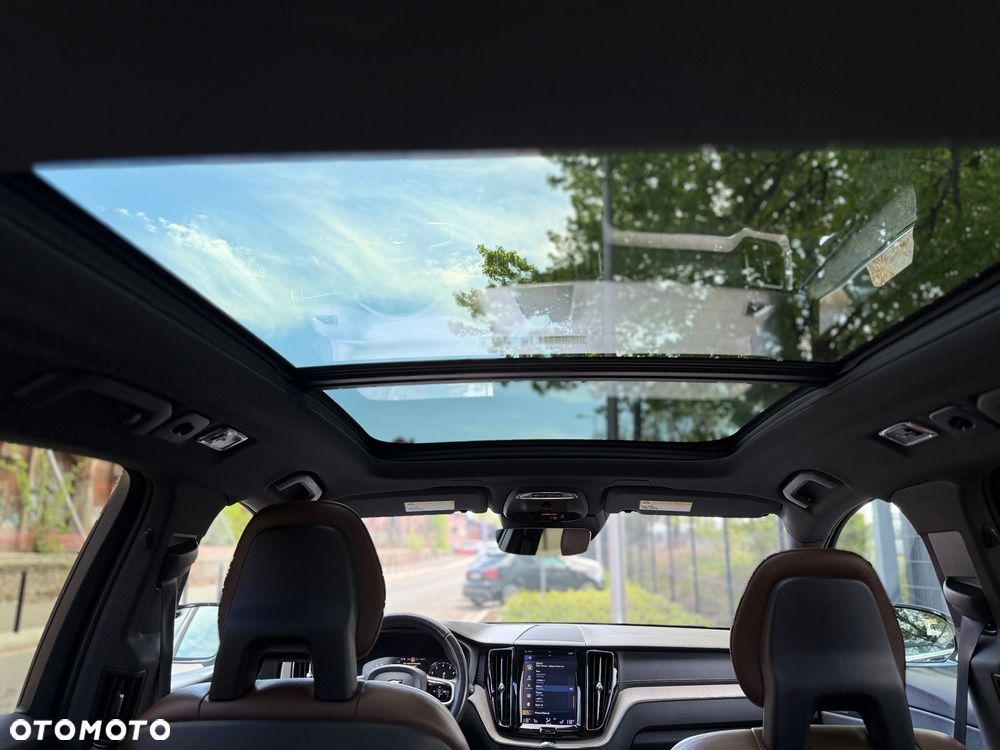 Volvo XC 60 T6 AWD Geartronic Inscription - 25