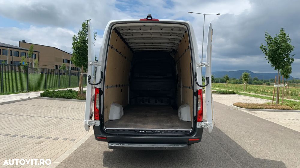 Mercedes-Benz Sprinter 314 CDI - 12