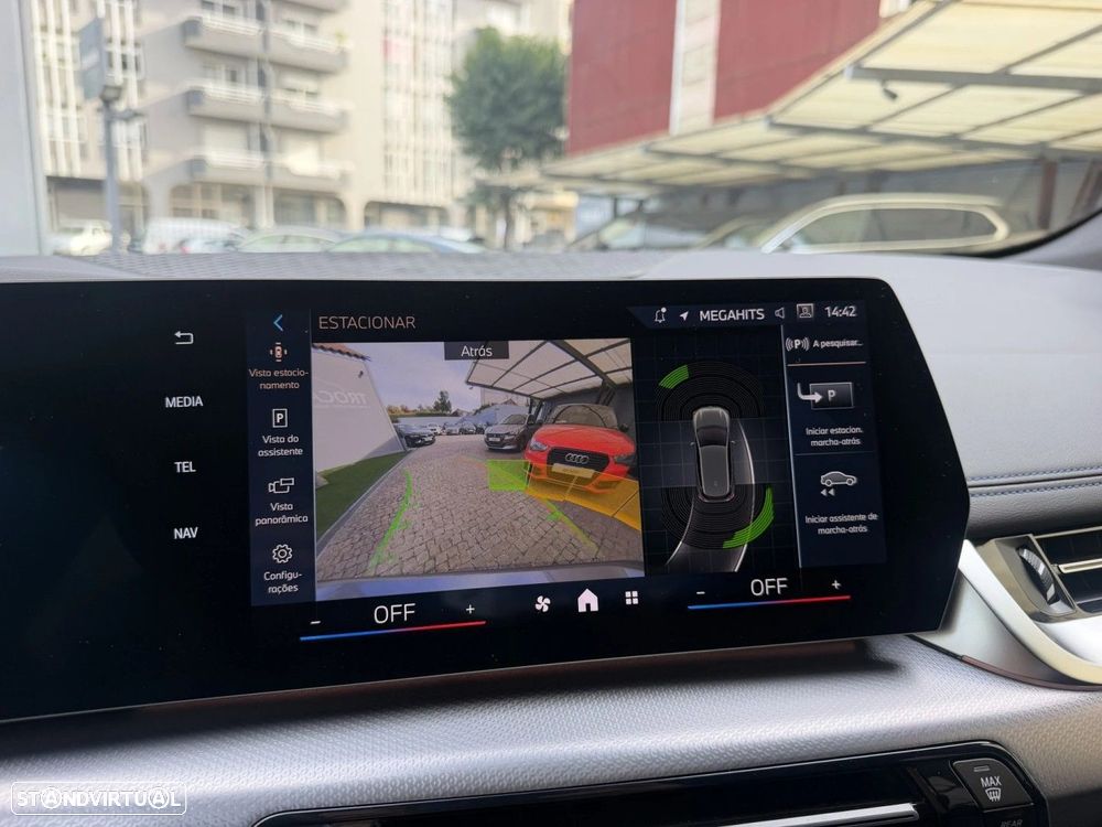 BMW 225xe Active Tourer e xDrive Pack Desportivo M - 40