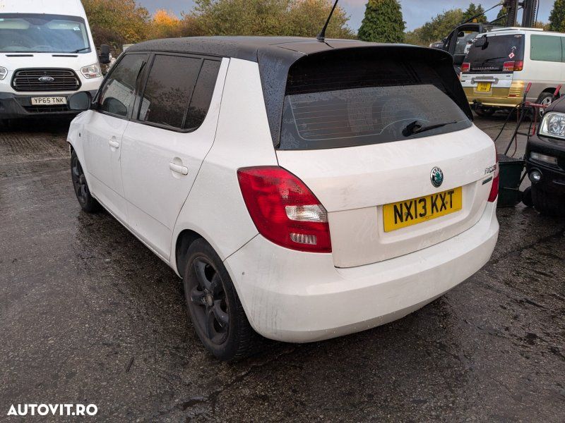 Dezmembrari / Dezmembrez Skoda Fabia 2 (5J, 542) 1.2 TDI CFWA cutie viteze manual cod culoare LF9E - 6