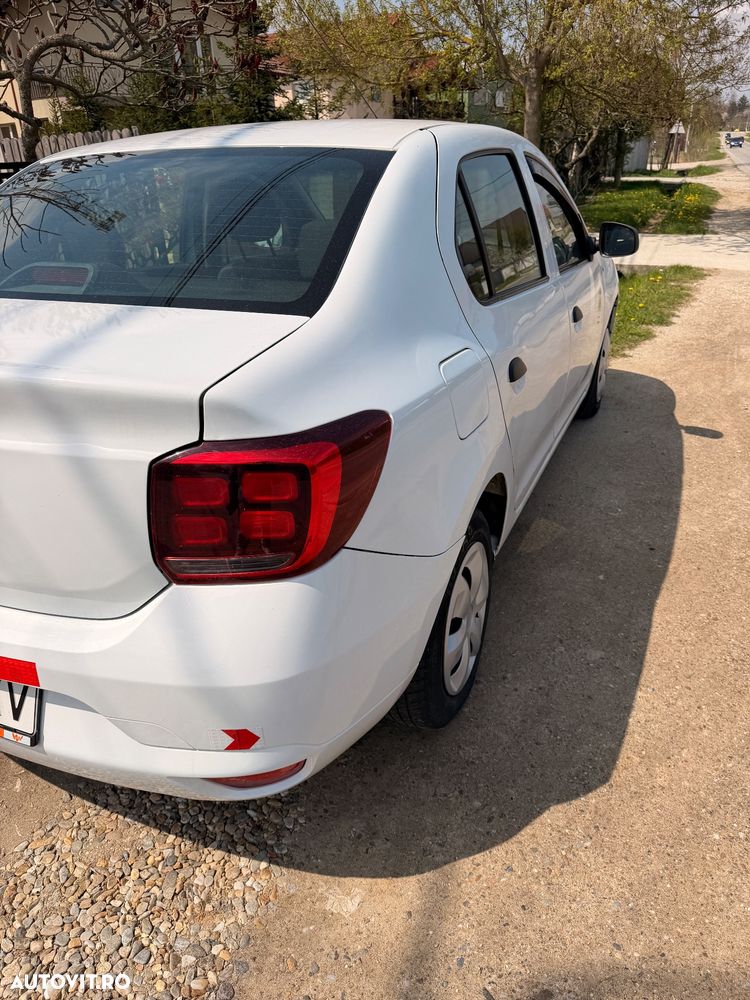 Dacia Logan TCe 90 Essential - 2