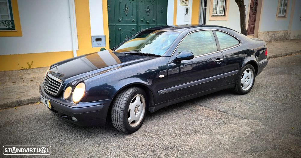 Mercedes-Benz CLK 230 - 2