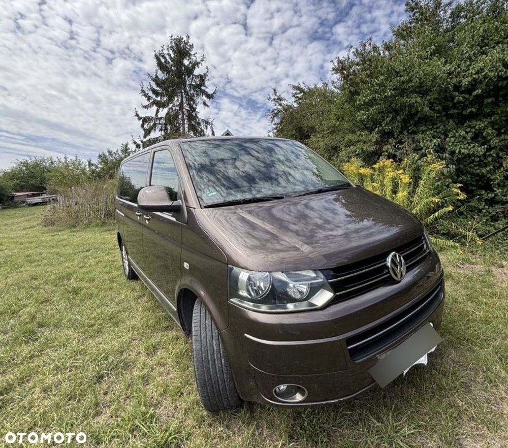 Volkswagen Multivan - 12