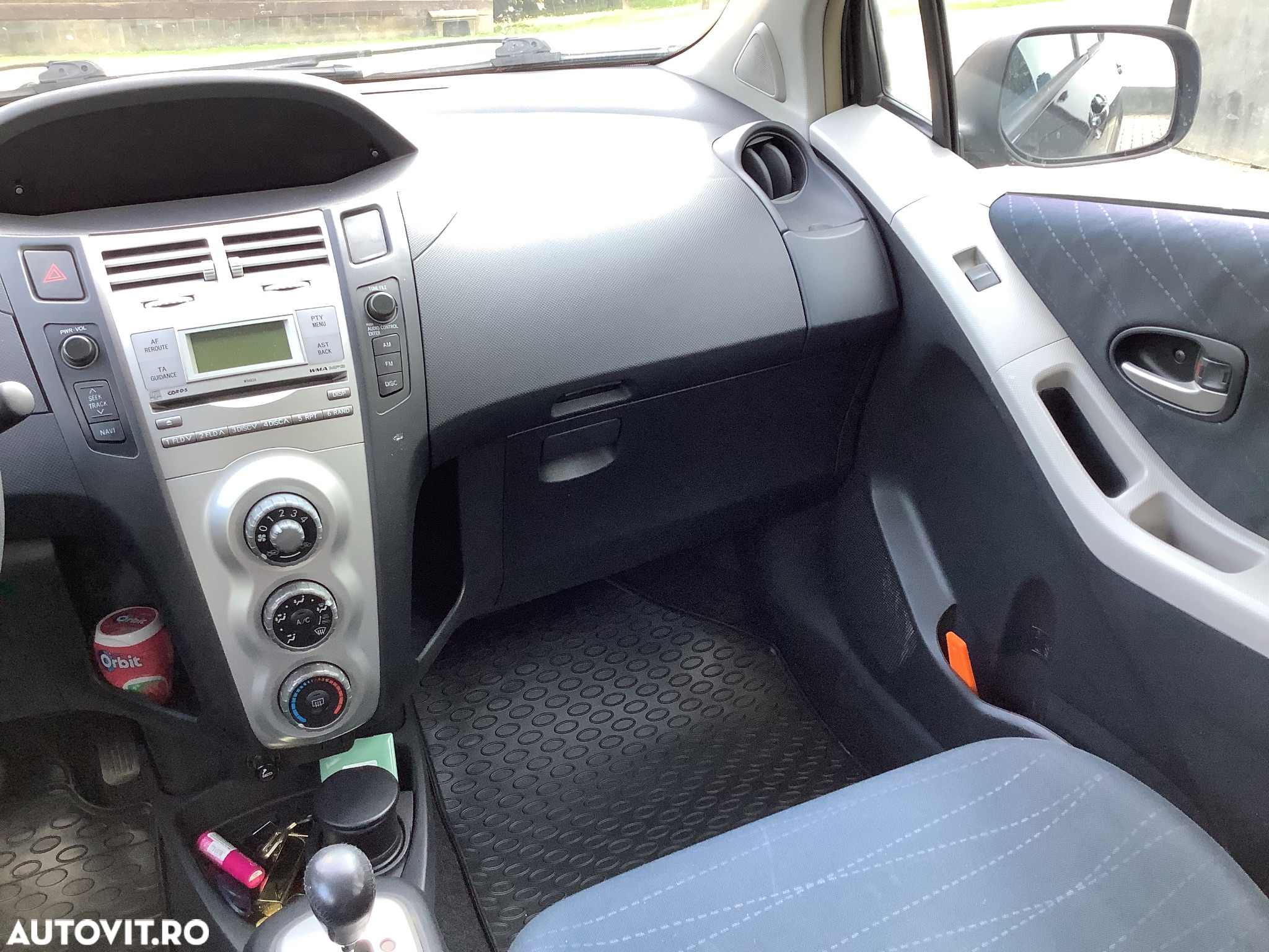 Toyota Yaris - 23
