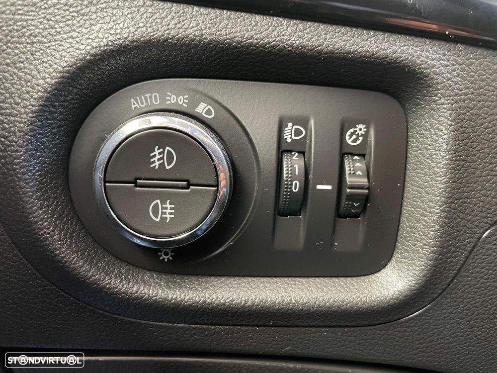 Opel Astra Sports Tourer 1.6 CDTI Edition S/S - 16