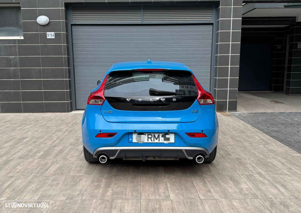 Volvo V40 D2 R Design - 18