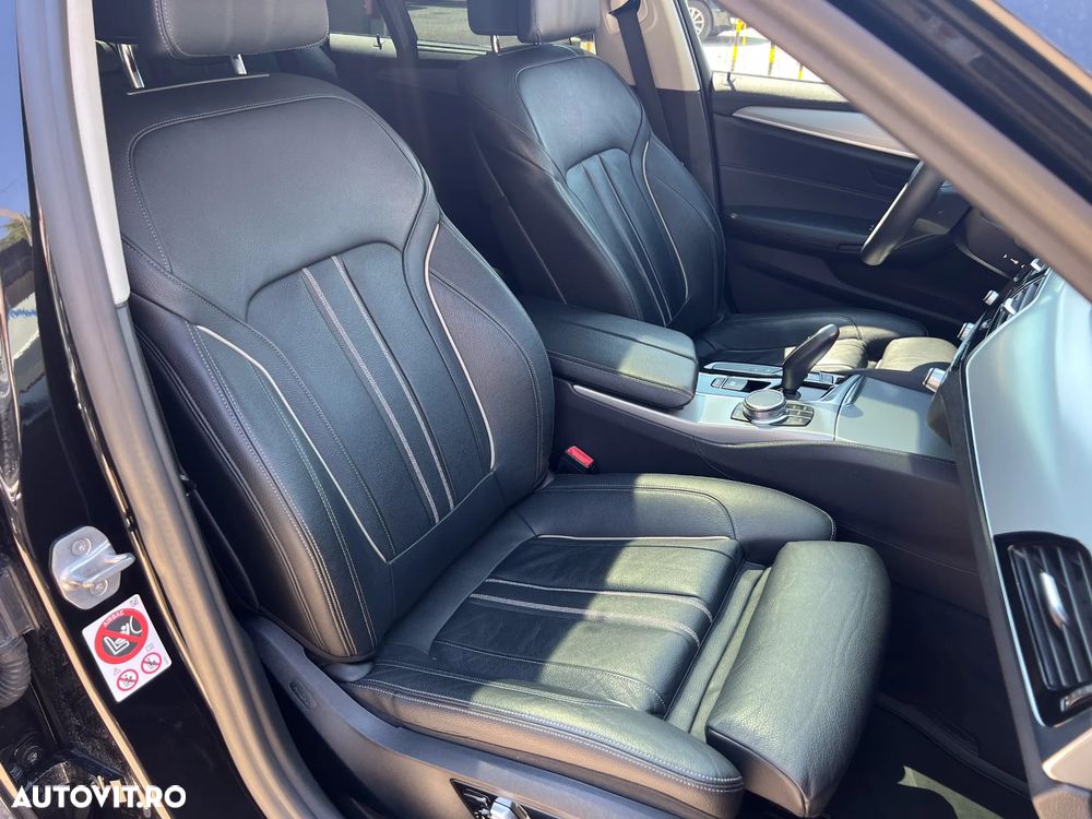 BMW Seria 5 520d xDrive Aut. - 28
