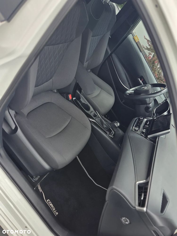 Toyota Corolla - 9