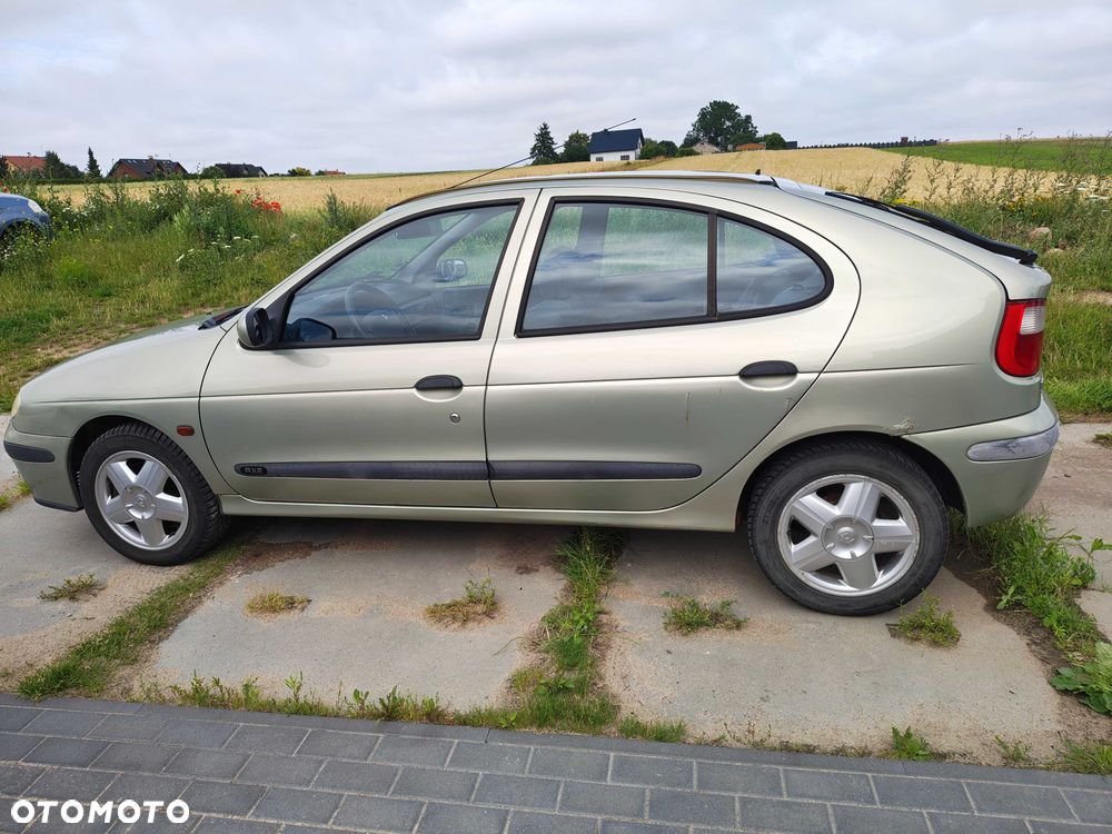 Renault Megane - 2