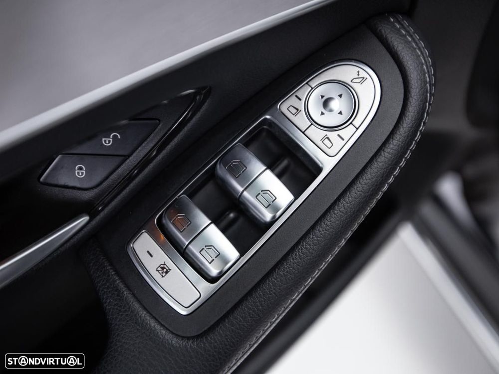 Mercedes-Benz C 300 de Avantgarde - 17