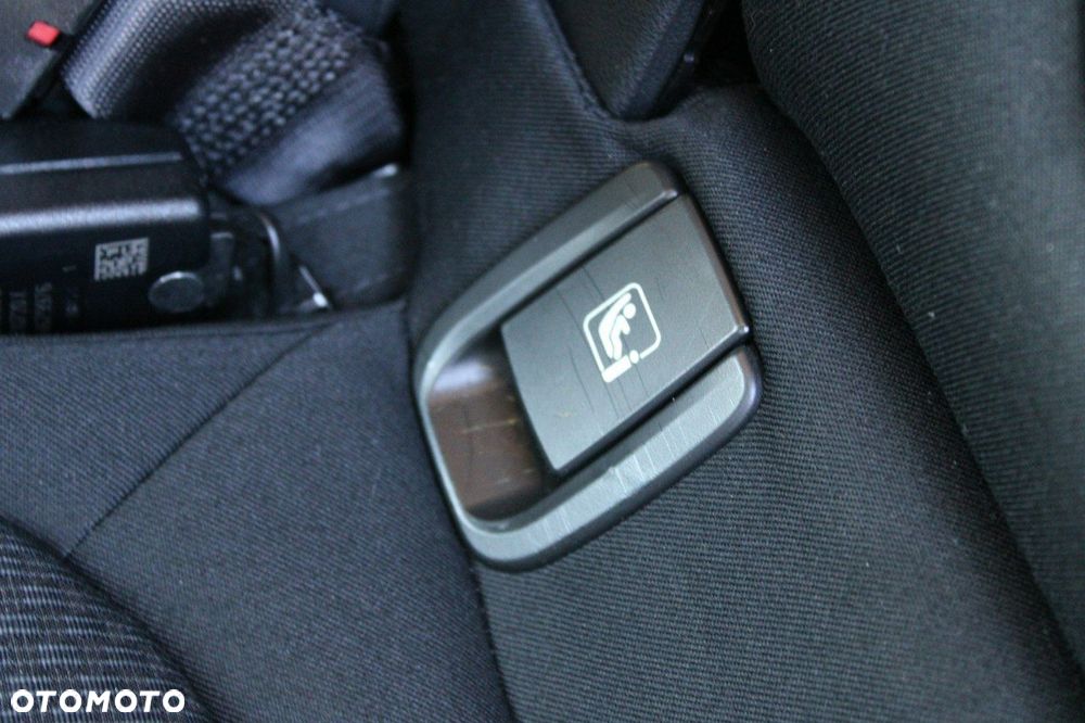 BMW X2 sDrive18i Advantage - 18