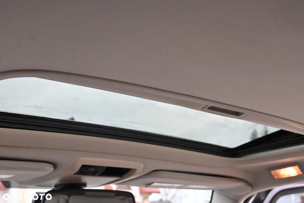 Jeep Commander 3.0 CRD DPF Automatik Limited - 30