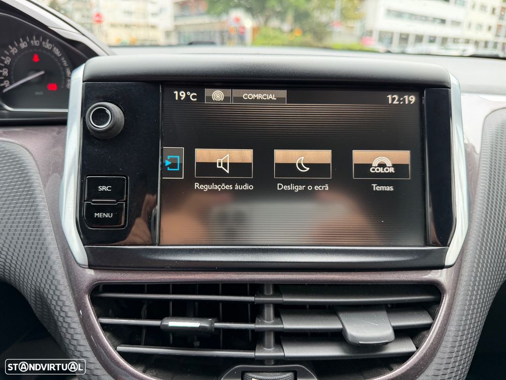 Peugeot 2008 1.2 VTi Active - 24