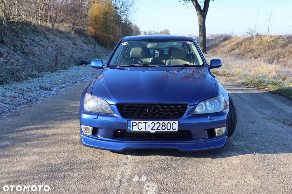 Lexus IS - 29
