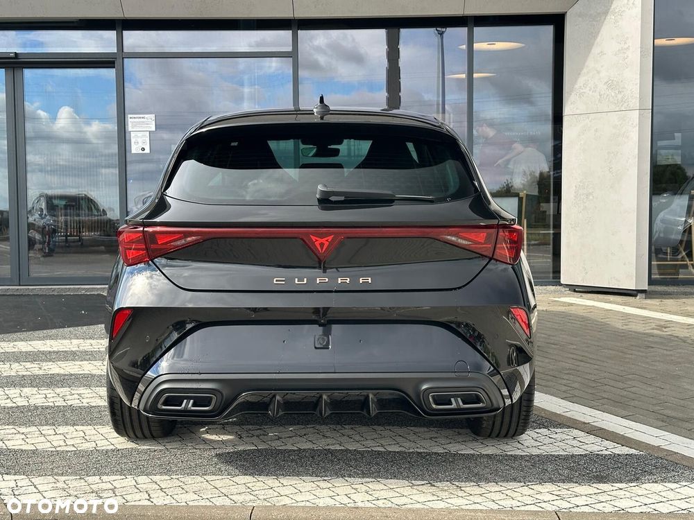 Cupra Leon 1.5 eTSI mHEV DSG - 11