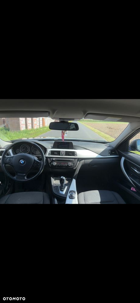 BMW Seria 3 318d - 9