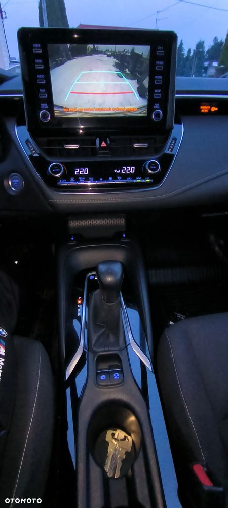 Toyota Corolla 1.8 Hybrid Comfort - 14