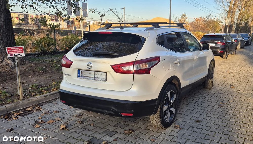 Nissan Qashqai 1.2 DIG-T N-Tec Xtronic EU6 - 3