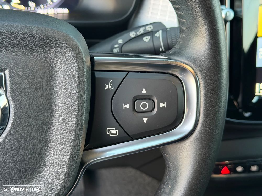 Volvo XC 40 1.5 T5 PHEV Momentum - 18