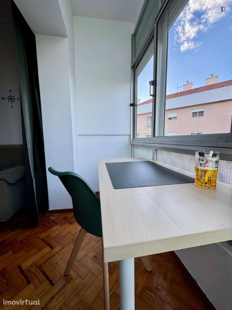 Quarto - localizado em Amadora Lisbon - Grande imagem: 2/9