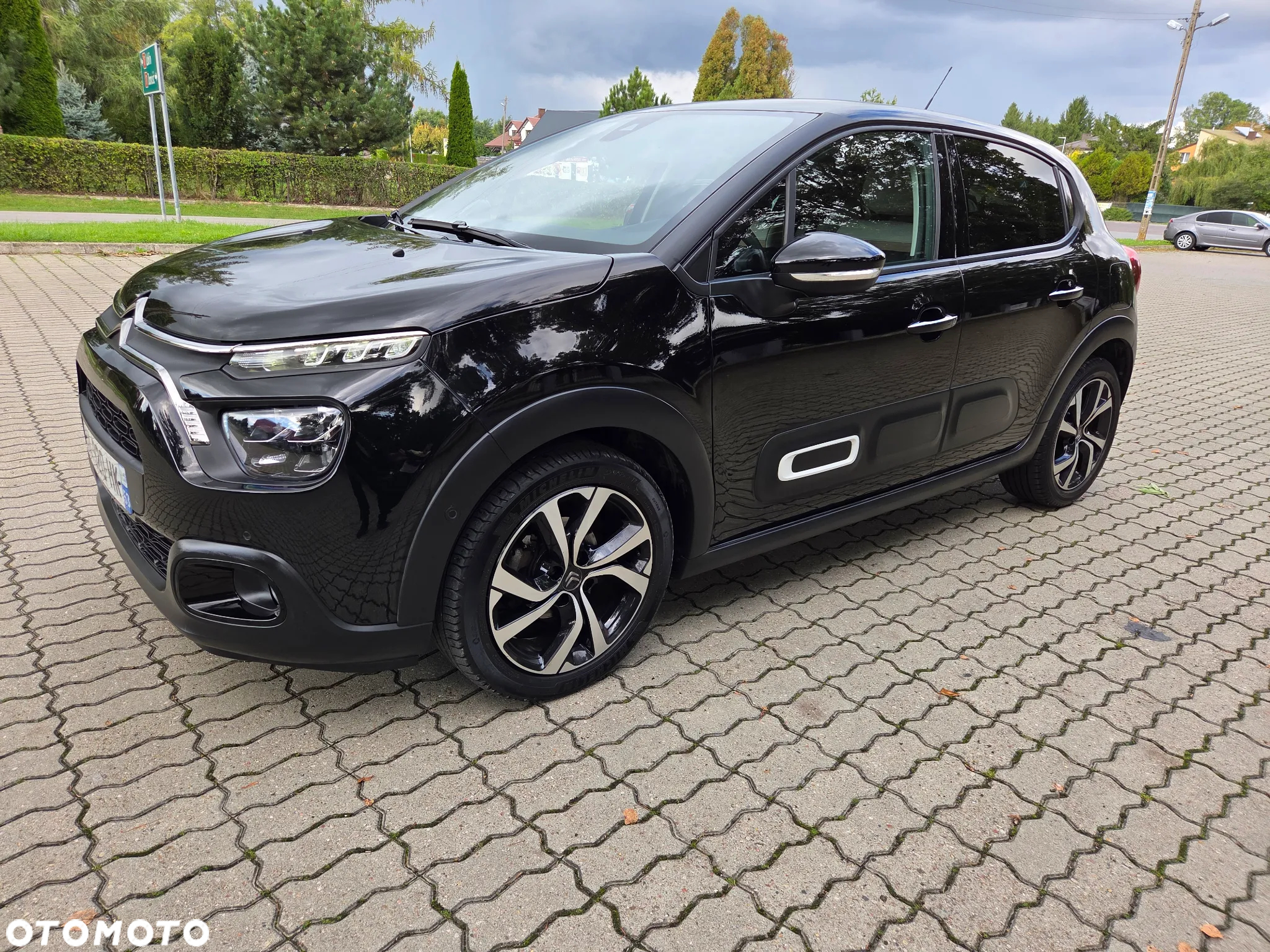 Citroën C3 1.2 PureTech GPF Shine S&S EAT6 - 2
