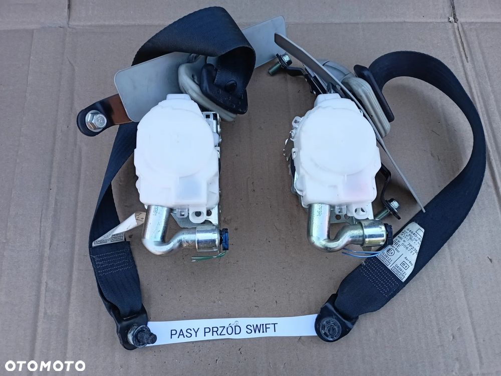 KOMPLET PASÓW pasy przód napinacze pasów lewy SUZUKI SWIFT MK7 - 3