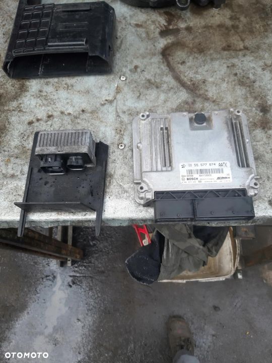 Komputer Sterownik silnika bosch 55 577 674 - 1