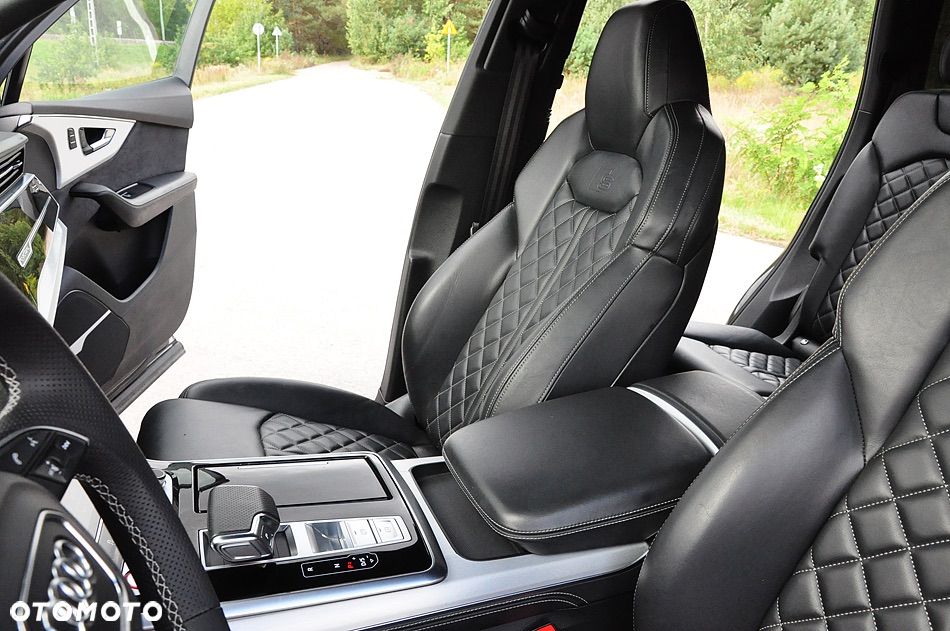 Audi SQ7 - 24