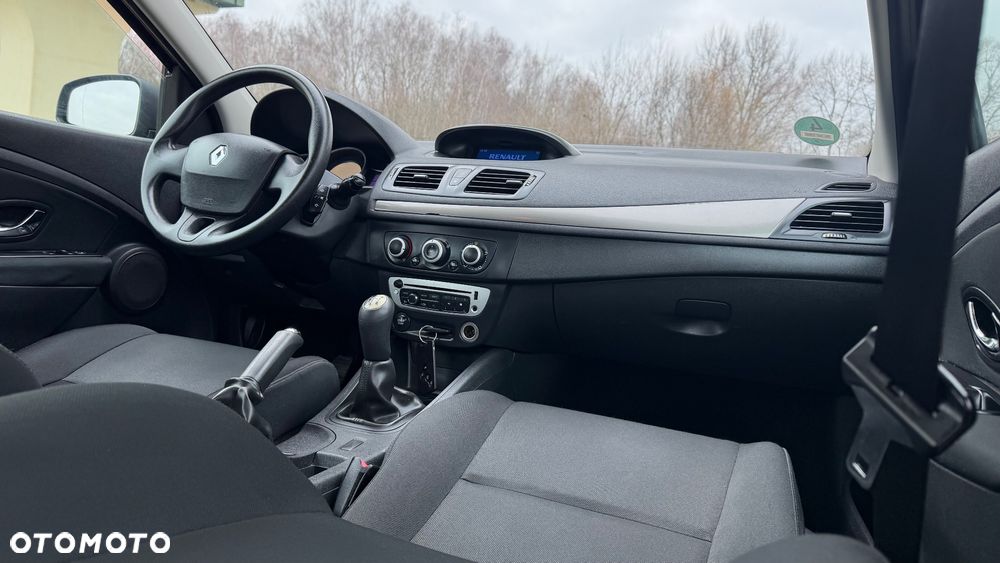 Renault Megane 1.6 16V 100 J'taime - 7