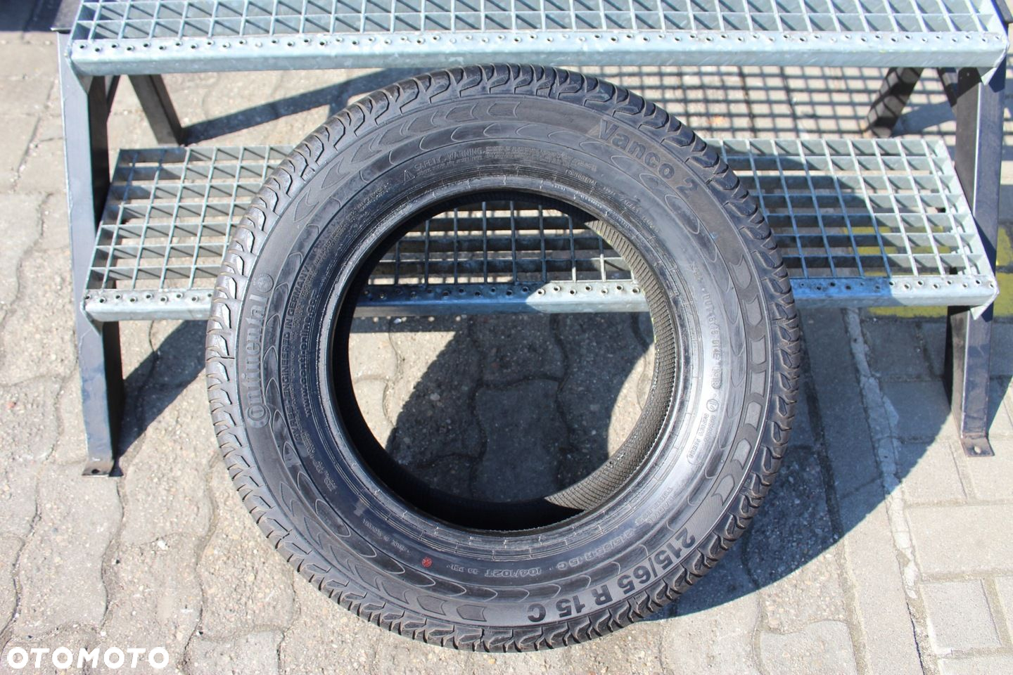 1x 215/65R15C 104/102T CONTINENTAL VANCO 2 18R 9mm - 4