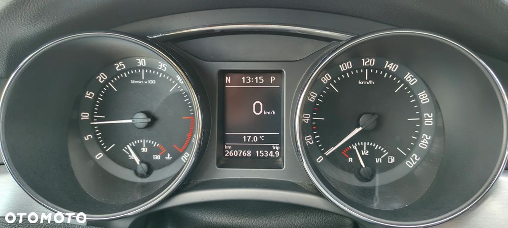 Skoda Superb 2.0 TDI DSG Exclusive - 9
