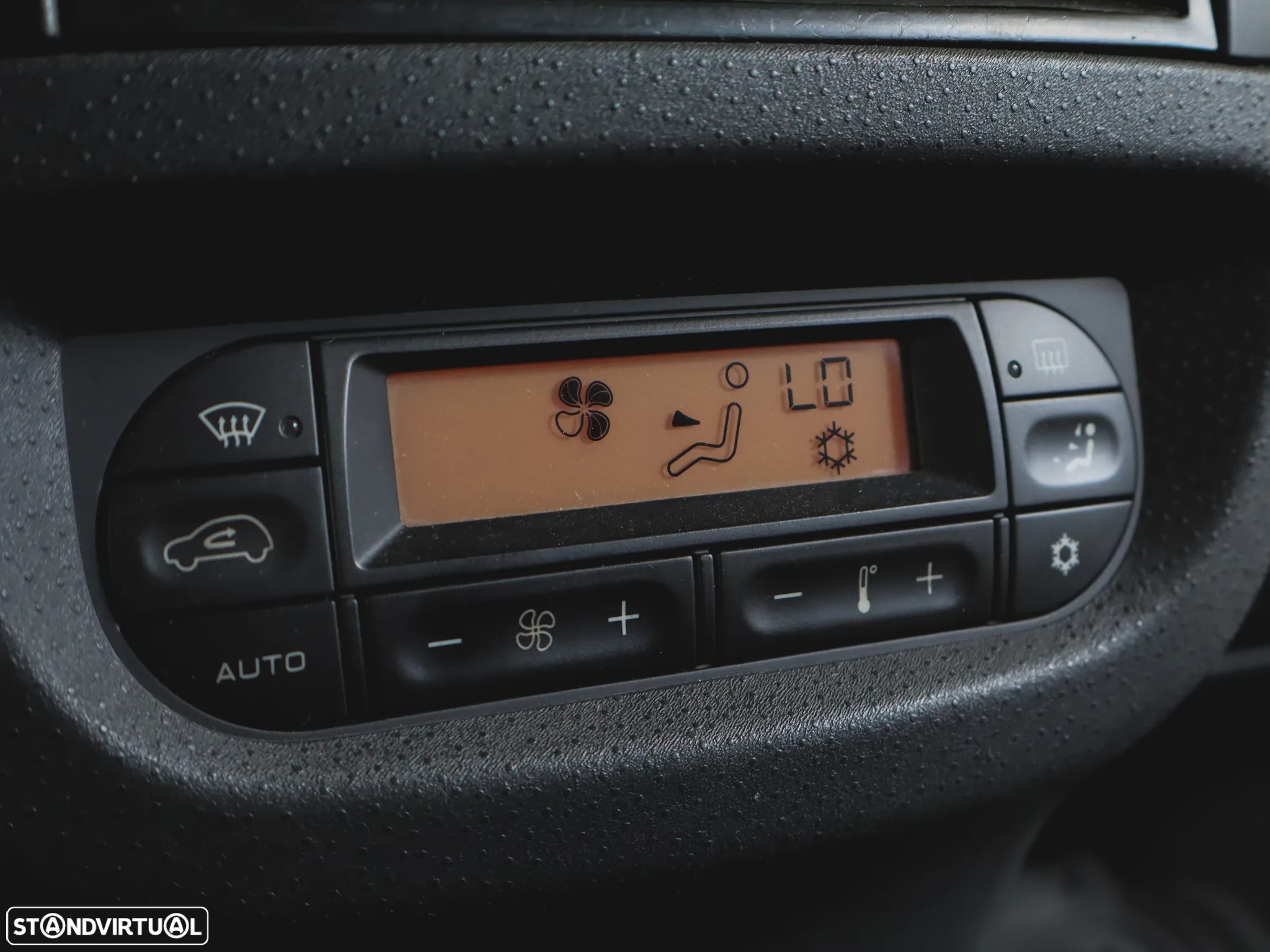 Citroën C2 1.4 VTR - 11