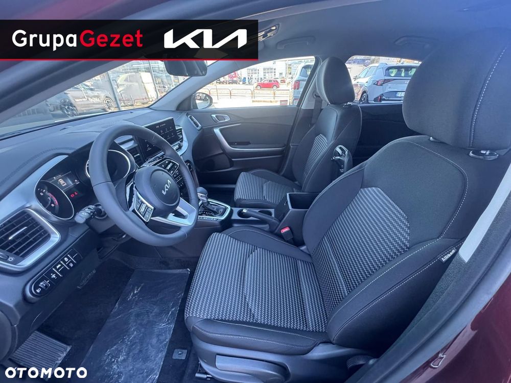 Kia XCeed 1.6 T-GDI M DCT - 14
