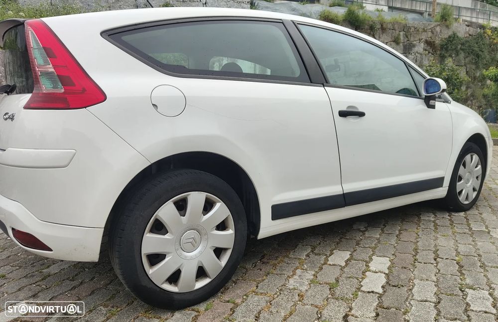 Citroën C4 HDi 90 FAP VTR - 4
