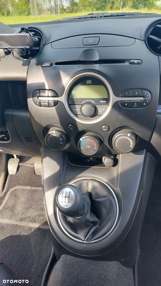 Mazda 2 1.5 Dynamic - 15