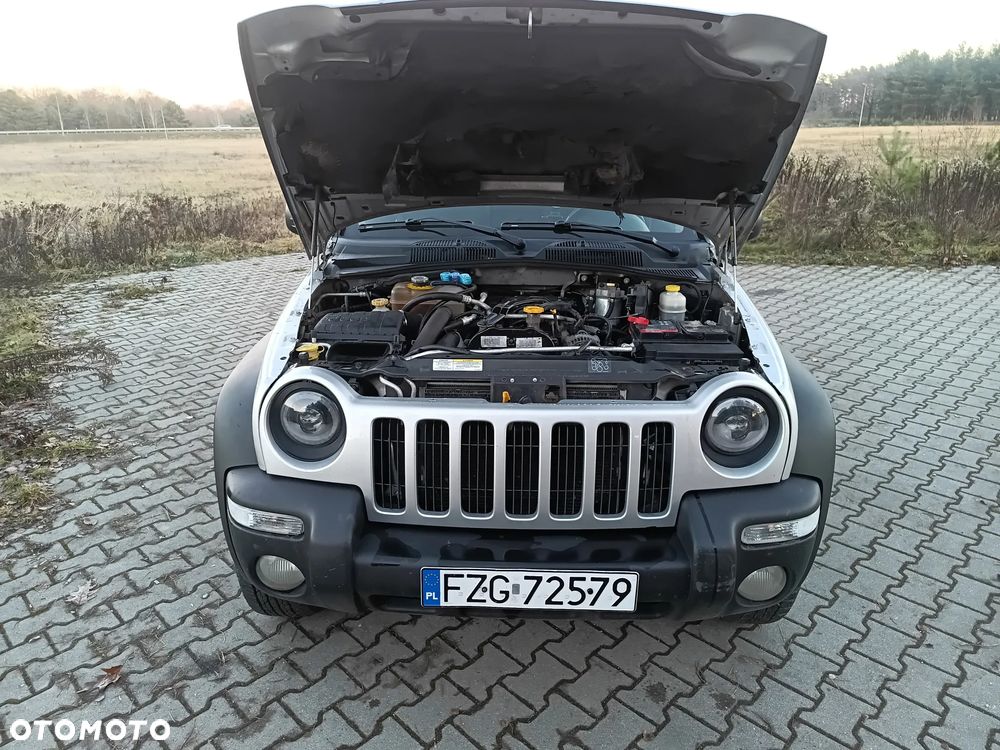 Jeep Cherokee 2.5L CRD Sport - 13