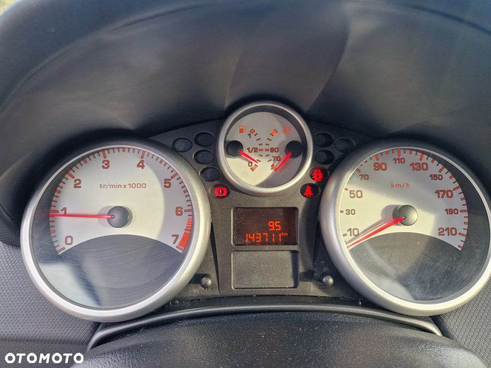 Peugeot 207 75 Urban Move - 13