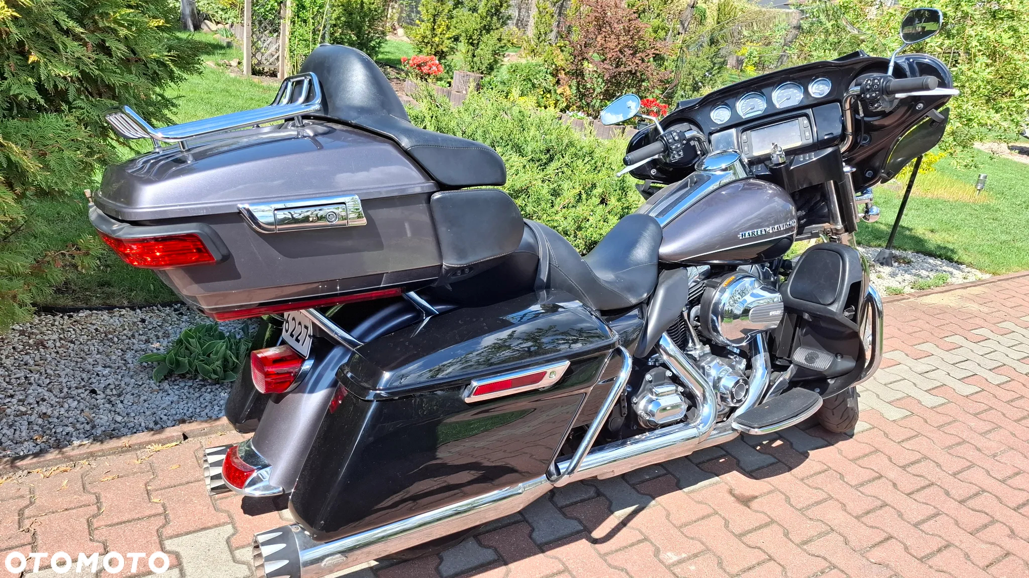 Harley-Davidson Touring Electra Glide - 8