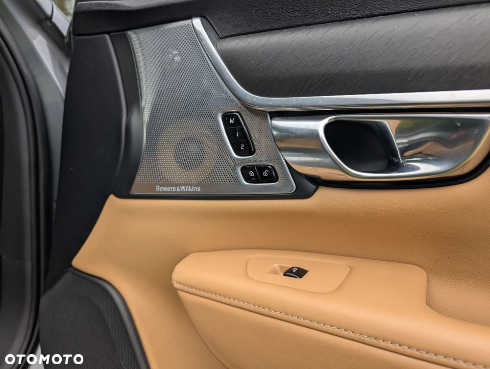 Volvo V90 Cross Country T6 AWD - 16