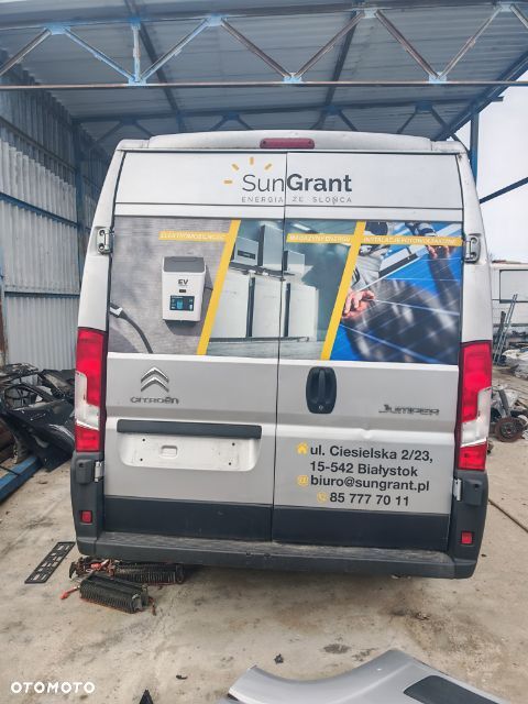 Citroen Jumper  Ducato 2020 rok drzwi tył srebrne - 1