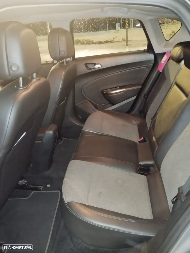 Opel Astra 1.3 CDTi Cosmo - 5