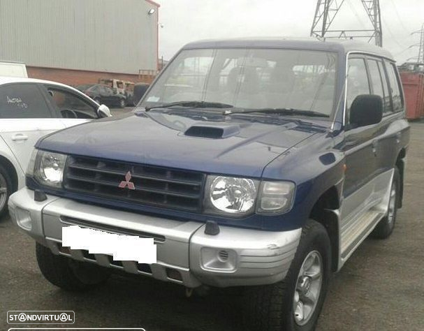 Mitsubishi Pajero 2.8 TD de 2000 disponível para peças motor vendido - 3